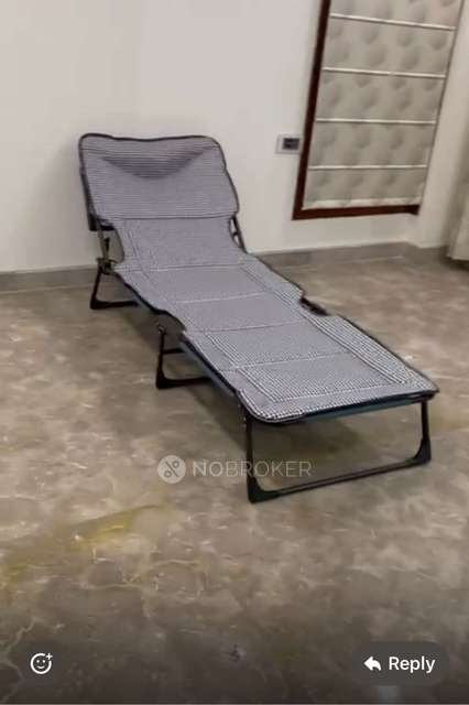 4+ BHK Flat For Sale  In Model Town