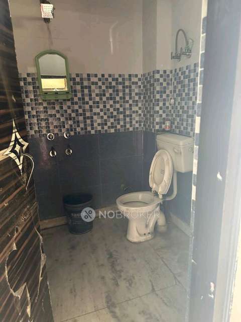 3 BHK Flat For Sale  In Govindpuri