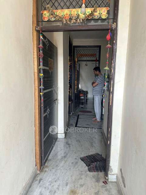 3 BHK Flat For Sale  In Govindpuri