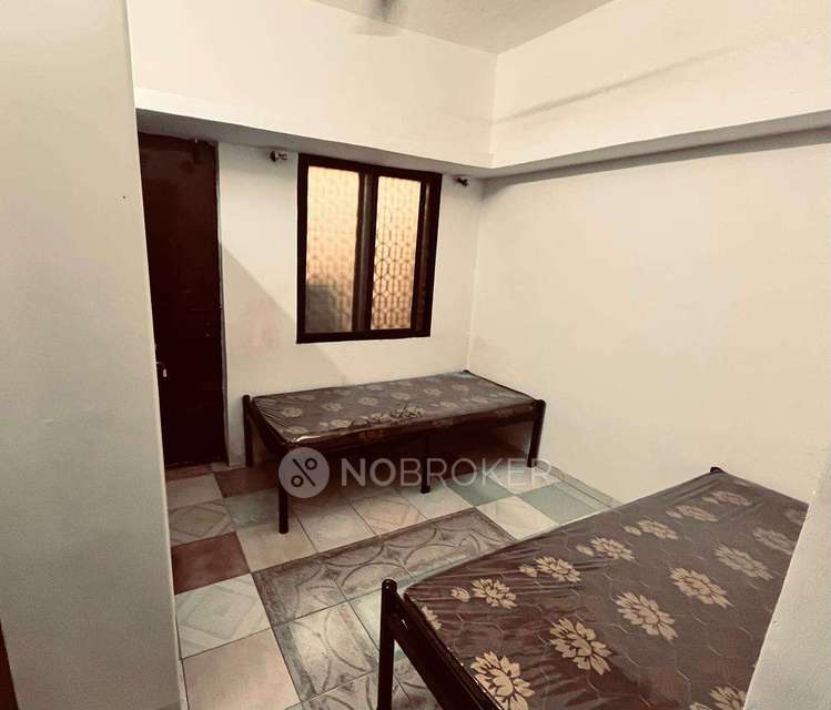 PG for Boys in Ghorpadi