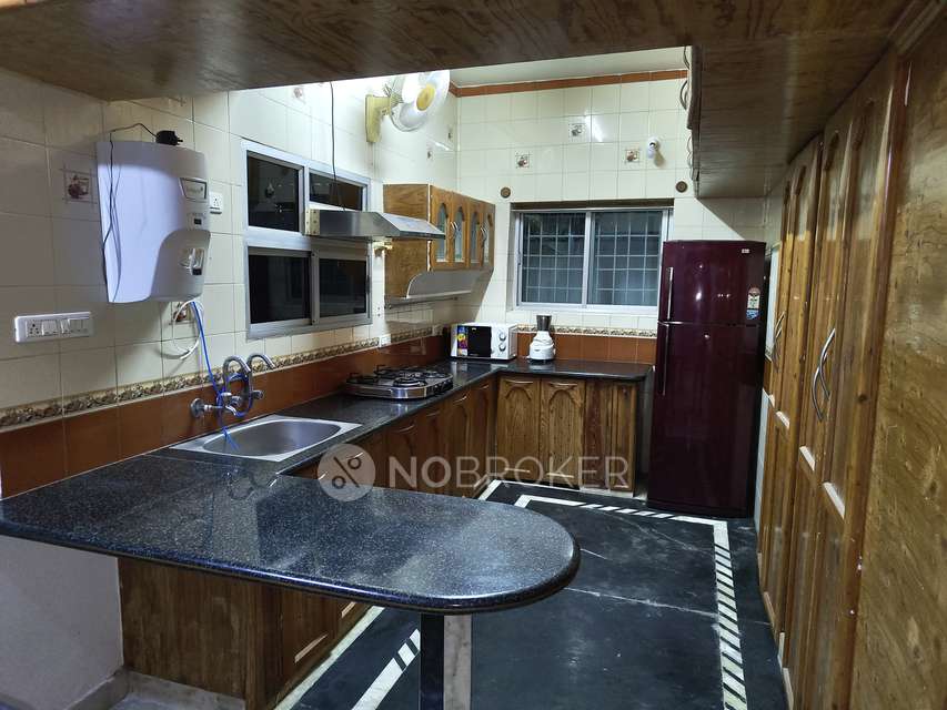 2 BHK Flat In Sb for Rent  In Marathahalli