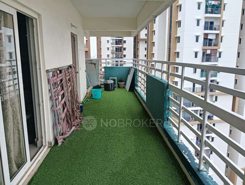 3 BHK Flat In Himasai Lake View Tower For Sale  In Nallagandla