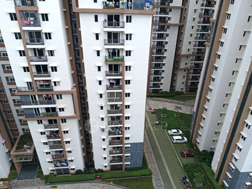 3 BHK Flat In Himasai Lake View Tower For Sale  In Nallagandla