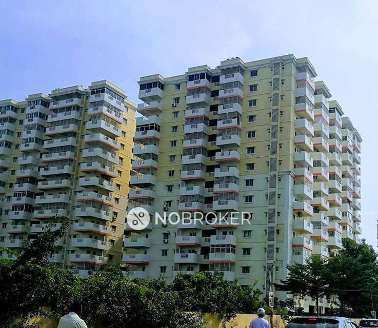 3 BHK Flat In Himasai Lake View Tower For Sale  In Nallagandla