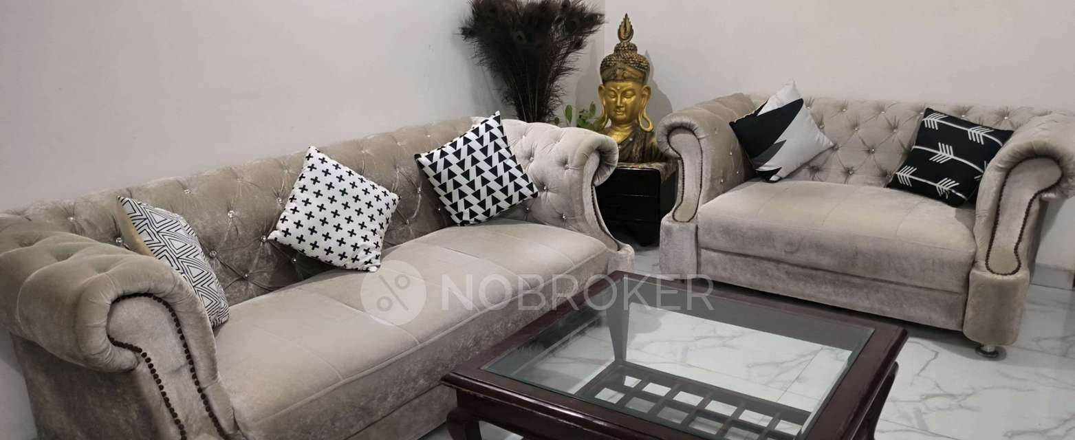 2 BHK Flat In Unnati Apartment For Sale  In Paschim Vihar