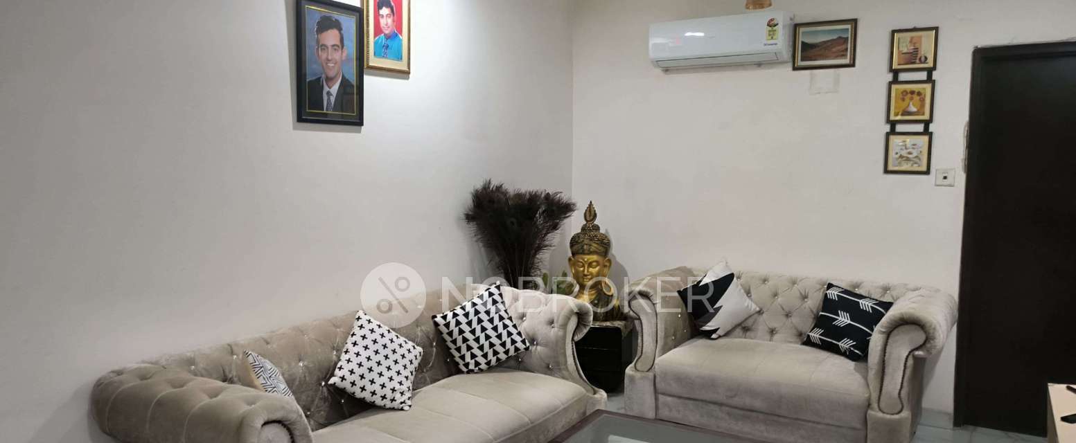 2 BHK Flat In Unnati Apartment For Sale  In Paschim Vihar