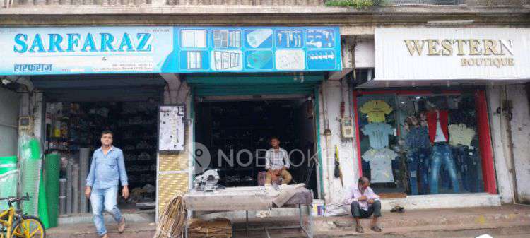 Shop in Wafa Complex, Mumbai for sale 