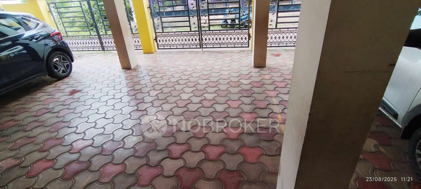 2 BHK Flat In Kavyas Raga For Sale  In Mannivakkam