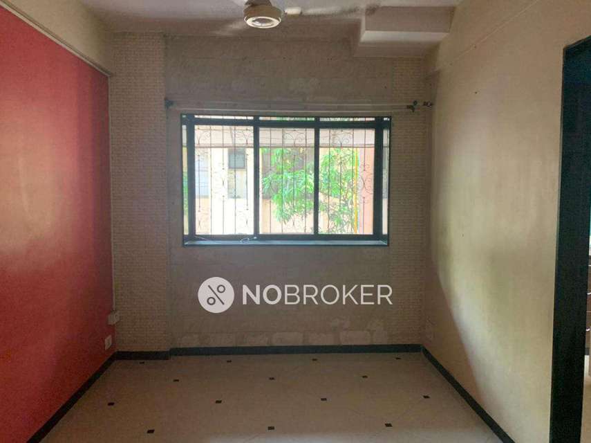 2 BHK Flat In Savitridham Chs For Sale  In Dahisar East