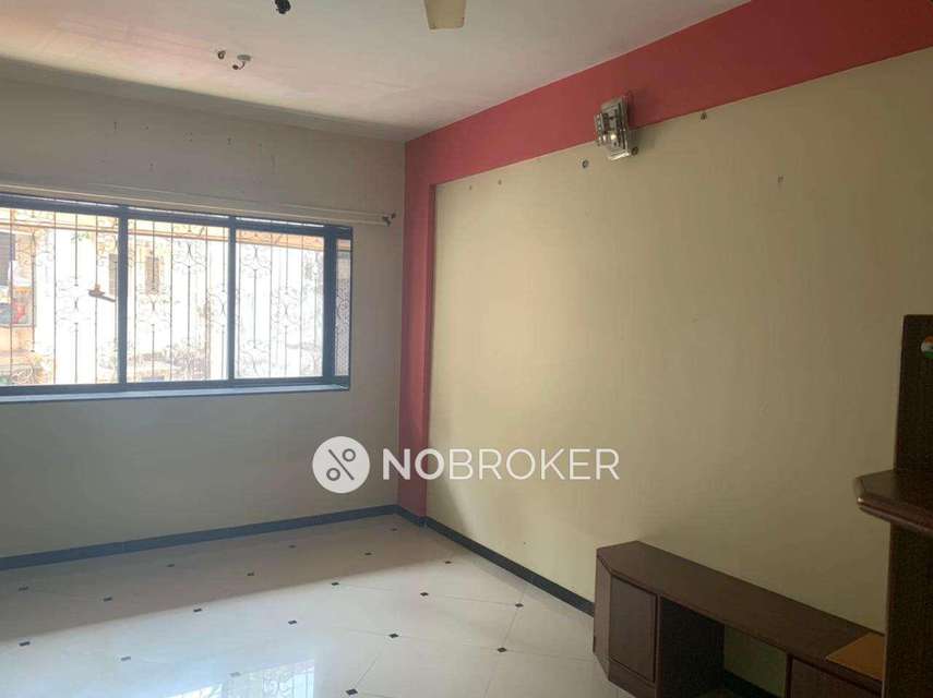 2 BHK Flat In Savitridham Chs For Sale  In Dahisar East