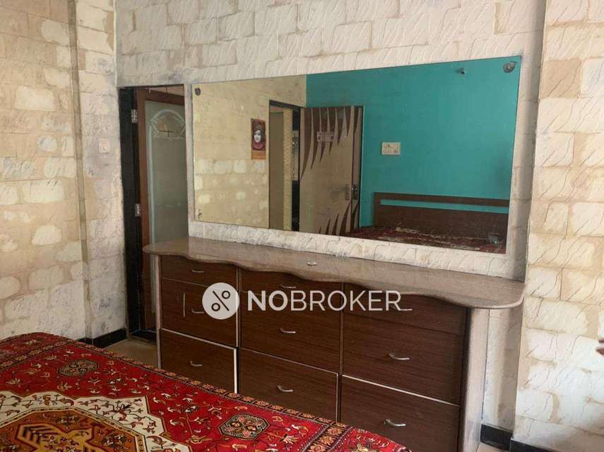 2 BHK Flat In Savitridham Chs For Sale  In Dahisar East