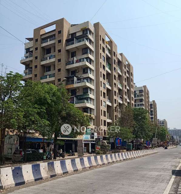 Single Room for Male In 3 BHK  In Ivy Botanica In Wagholi
