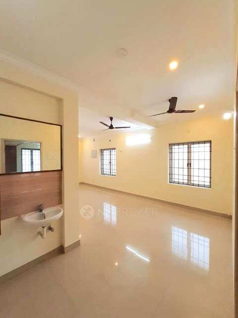 2 BHK Flat In Medavakkam For Sale  In Vengavasal