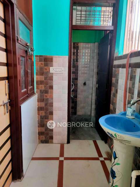 2 BHK House For Sale  In Chipiyana Buzurg