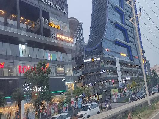 Shop in Sector 4, Greater_noida for sale 