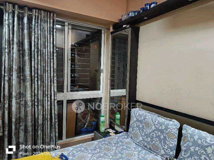 1 BHK Flat In Lodha Amara For Sale  In Thane