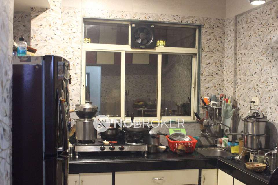 2 BHK Flat In Laxmi Park Society For Sale  In Dombivli