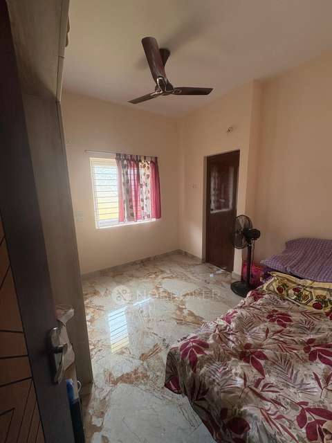 3 BHK Flat In Karthik Apartments For Sale  In Perambur