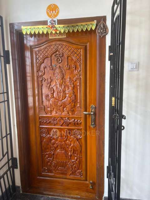 3 BHK Flat In Karthik Apartments For Sale  In Perambur