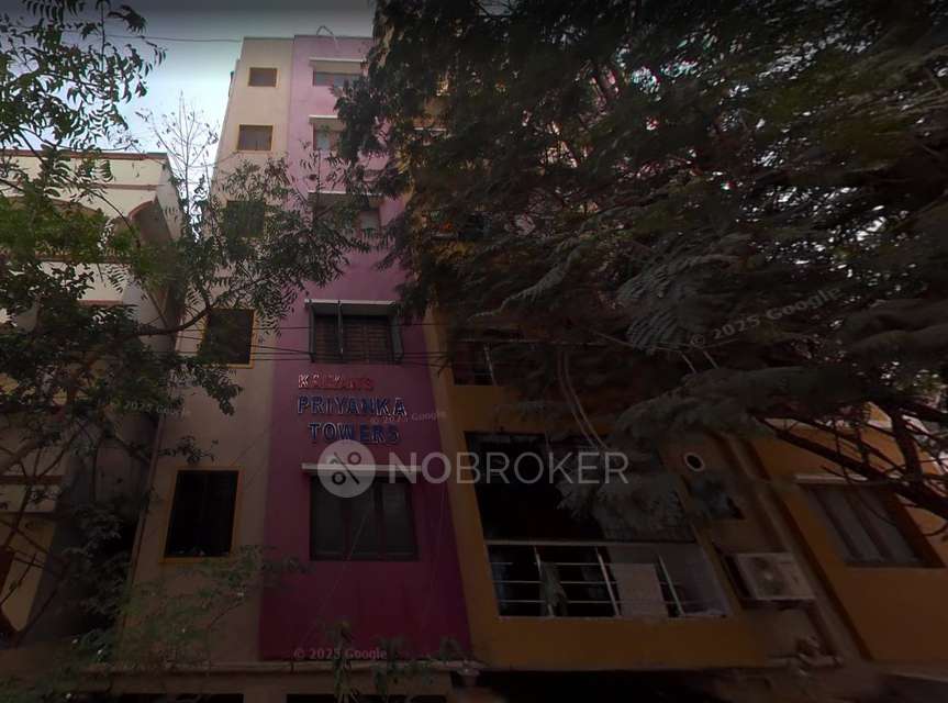 2 BHK Flat In Kalyans Priyanka Towers For Sale  In Manikonda