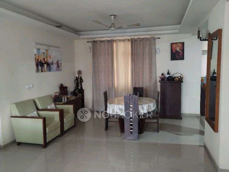 4 BHK Flat In Bptp Park Grandeura For Sale  In Sector 86