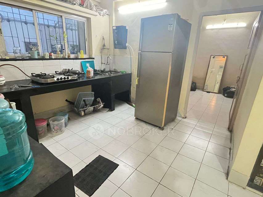 Single Room for Male In 1 BHK  In Sneha Chs In Goregaon