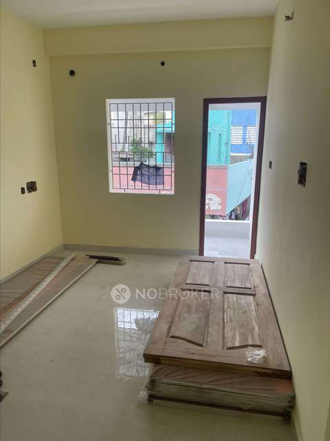 2 BHK Flat In Apartment  For Sale  In Nanganallur