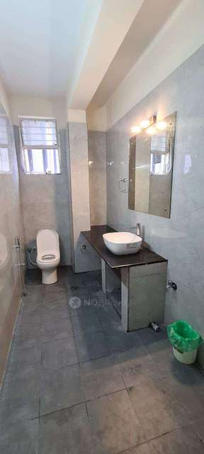 3 BHK Flat In Gulmohar Mansion For Sale  In Richmond Town