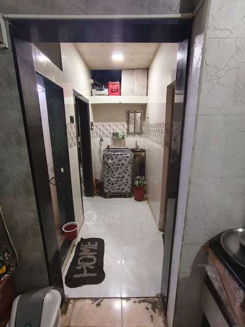 1 BHK Flat In Haji Majeed Palace For Sale  In Bardi Press