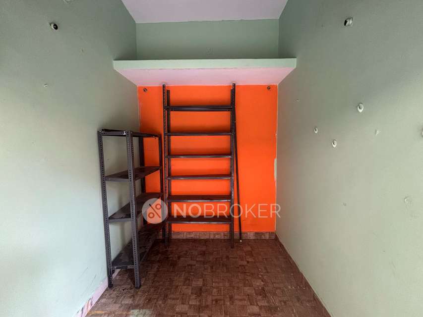 Godown/Warehouse in 2nd Cross Road, Bangalore for Rent 