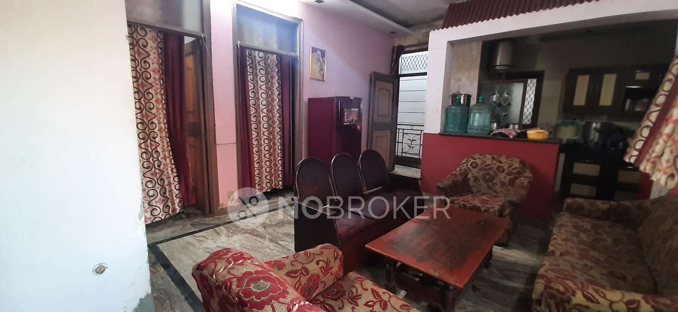 2 BHK Flat For Sale  In Mohan Garden