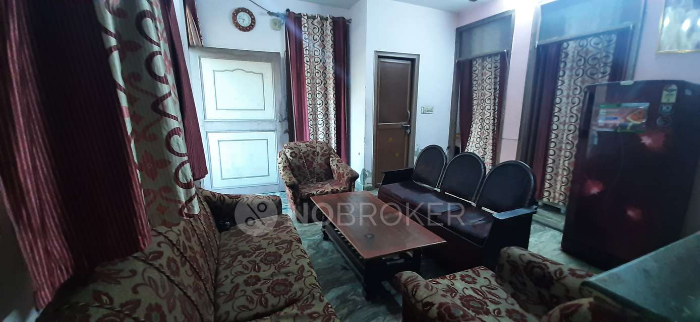 2 BHK Flat For Sale  In Mohan Garden