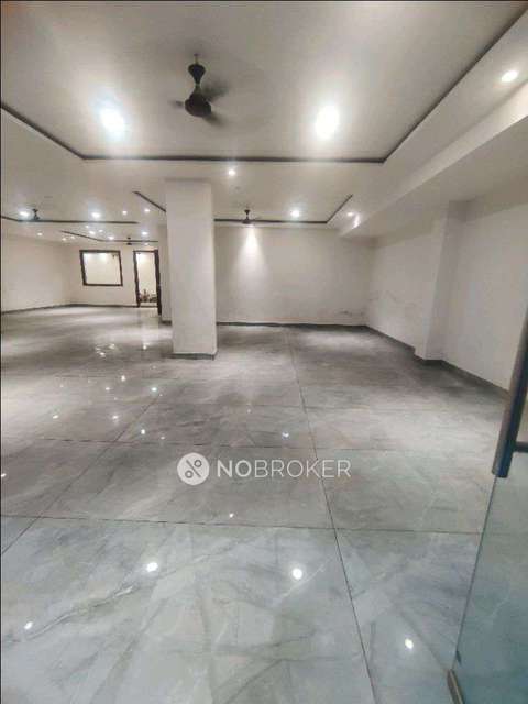 4 BHK Flat For Sale  In Sector 28