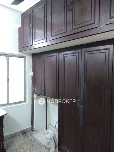 2 BHK Flat In Anand Apartment For Sale  In Alwarpet