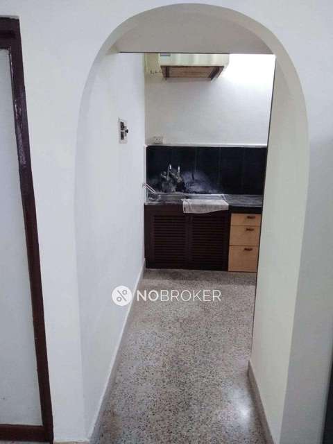 2 BHK Flat In Anand Apartment For Sale  In Alwarpet