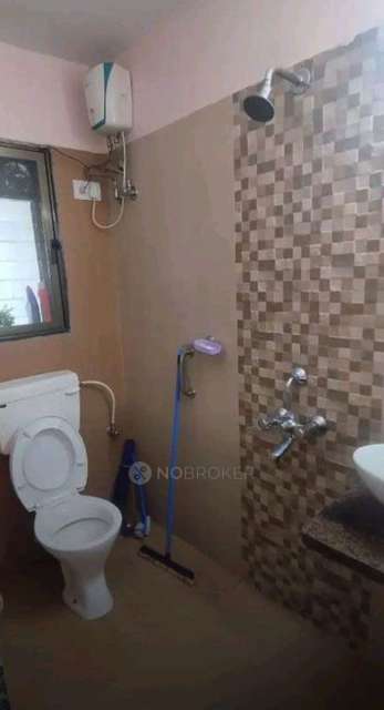 1 BHK Flat In Nahur Vivekanand Chs For Sale  In Mulund West