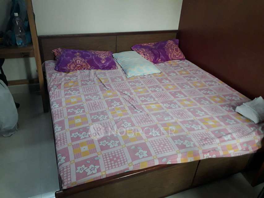 2 BHK Flat In Royal Tower, For Sale  In South West Delhi