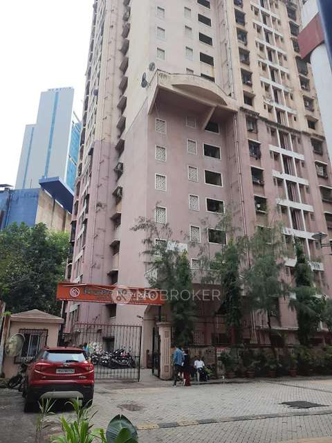 Single Room for Male In 1 BHK  In Piramal Mills Tower In Lower Parel