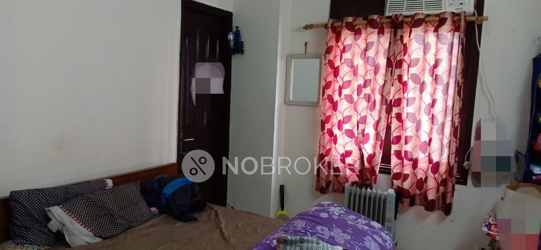 Tulip Orange Sector 70 Rent WITHOUT BROKERAGE Semifurnished 3 BHK