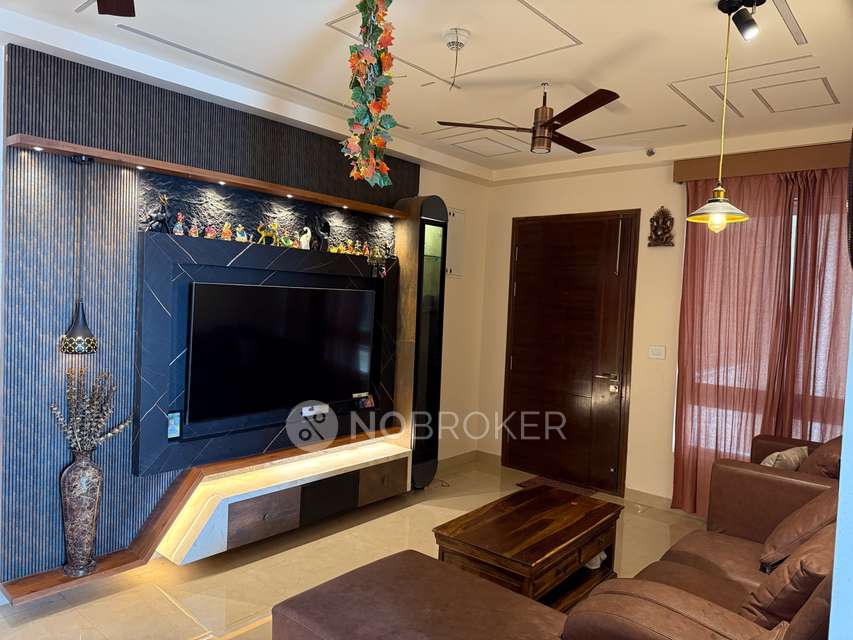 2 BHK Flat In Auro Kohinoor For Sale  In Hitec City