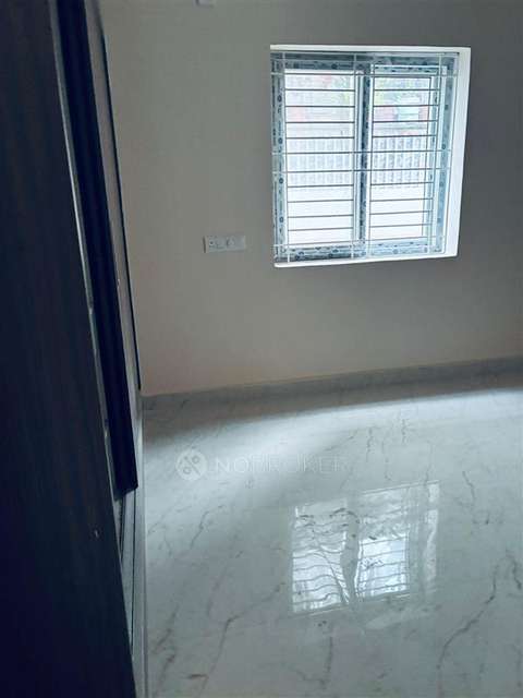 3 BHK Flat In Lakshmi Aishwaryas Hill Top For Sale  In Pragathi Nagar