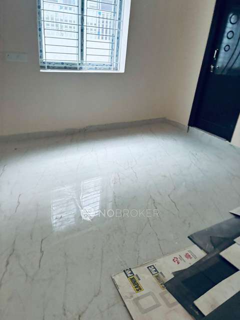 3 BHK Flat In Lakshmi Aishwaryas Hill Top For Sale  In Pragathi Nagar