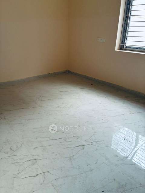 3 BHK Flat In Lakshmi Aishwaryas Hill Top For Sale  In Pragathi Nagar