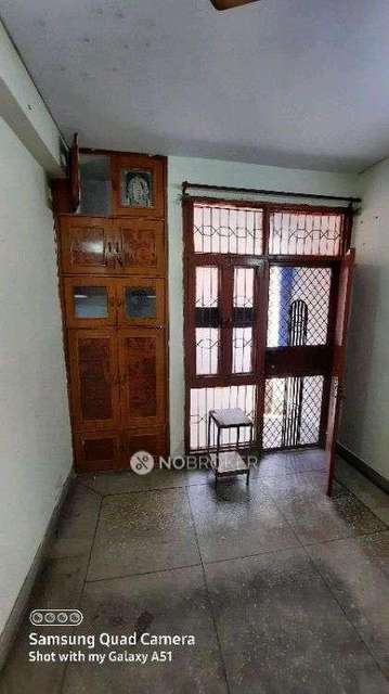 1 BHK Flat For Sale  In Dilshad Garden