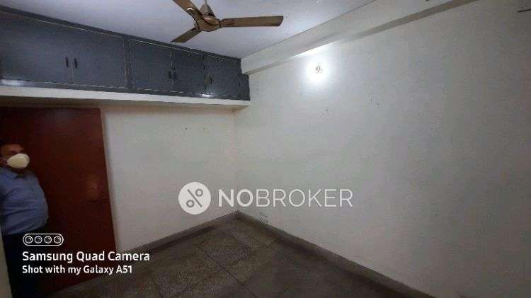 1 BHK Flat For Sale  In Dilshad Garden