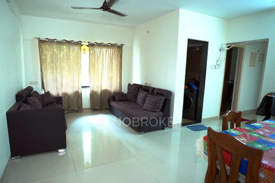 Single Room for Male In 3 BHK  In Dsk Madhuban In  Andheri East, Mumbai