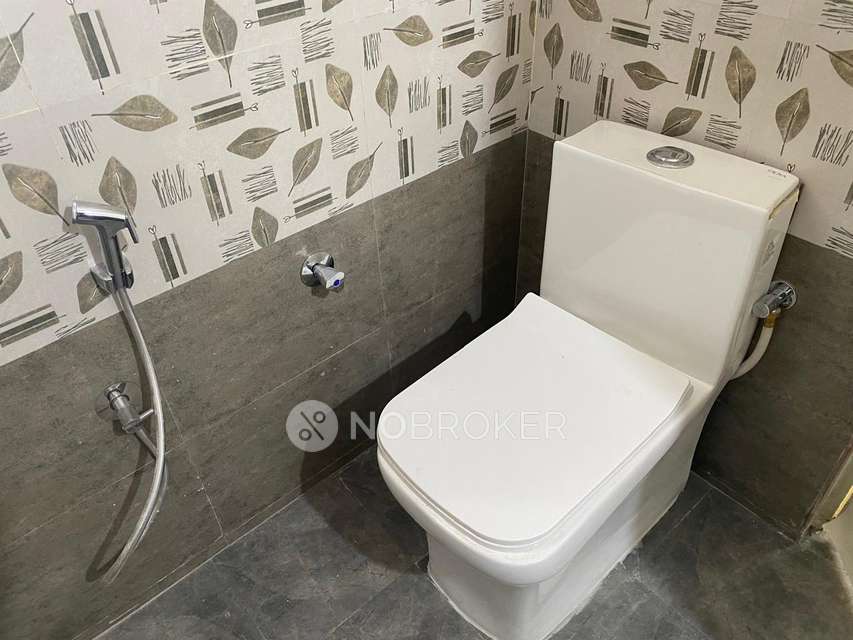 3 BHK Flat In Hm Hutchins Mansion, Hennur Road For Sale  In Hennur Road