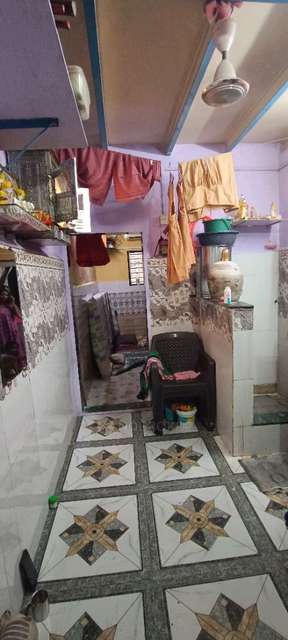 1 RK Flat In Vithal Rukmini Chawl Govandi W For Sale  In Lalubhai Compound