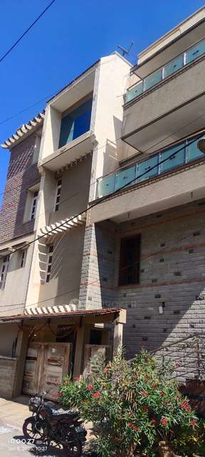 4+ BHK Flat In Rajendra Reddy Nilaya For Sale  In Devinagar