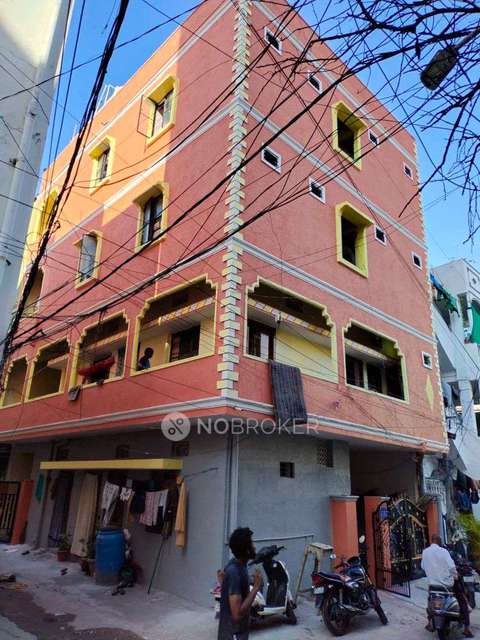 4+ BHK Flat In Standalone Buidling  For Sale  In Jubilee Hills